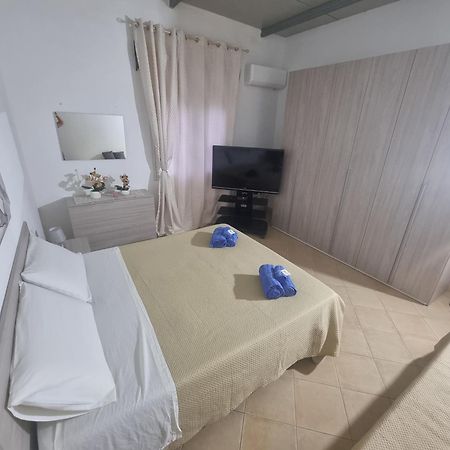Villa Serroni Мадзара дел Вало Екстериор снимка